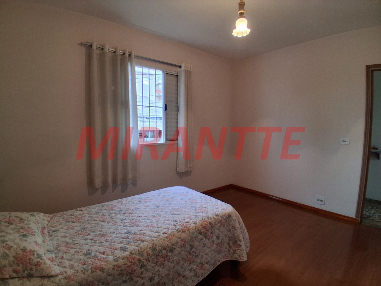 Sobrado de 189m² com 4 quartos em Vila Maria