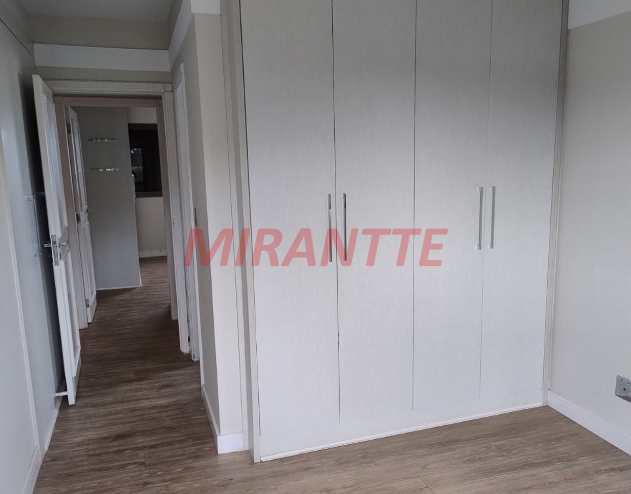 Apartamento de 186m² com 3 quartos em Jardim Floresta