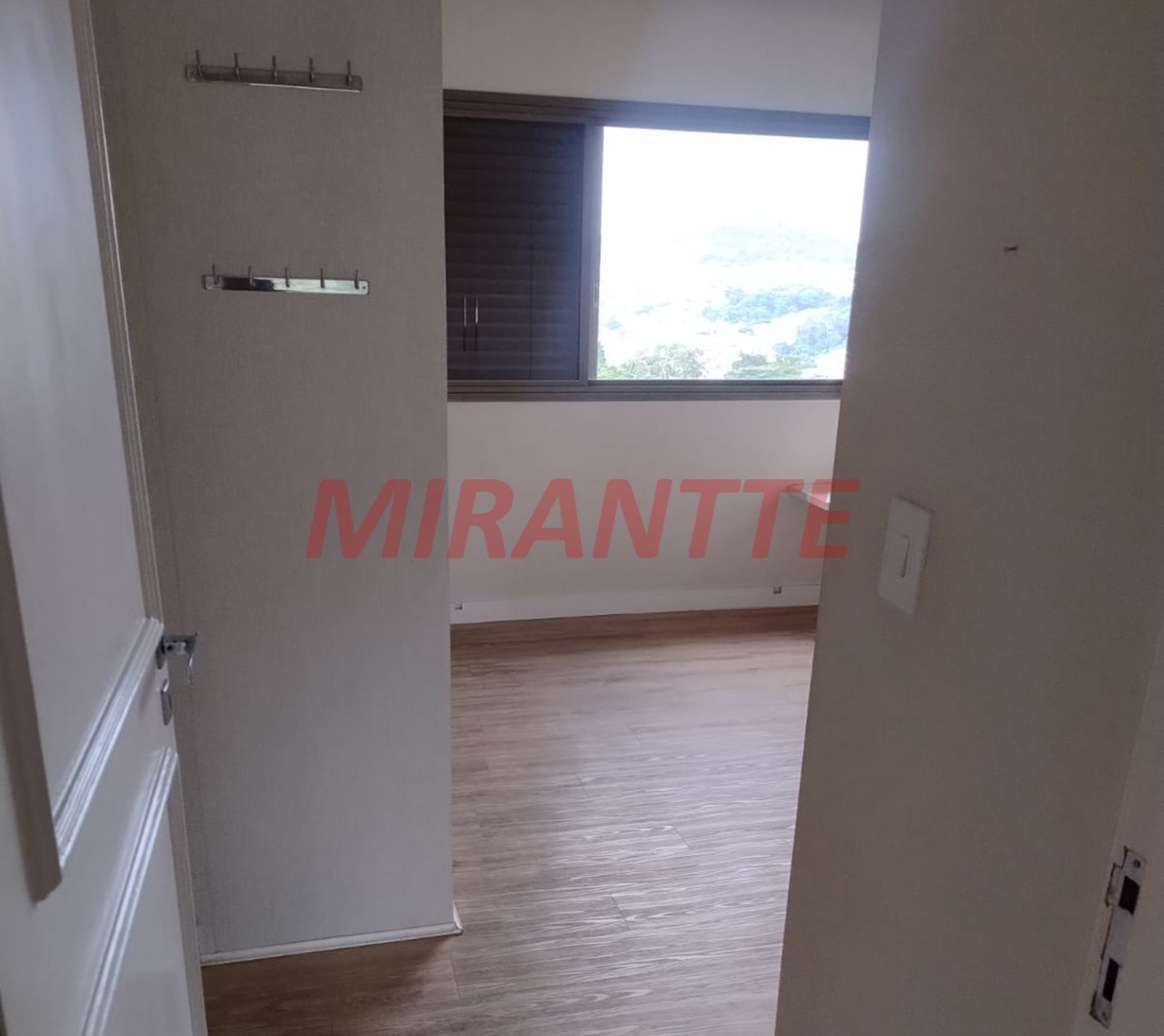 Apartamento de 186m² com 3 quartos em Jardim Floresta
