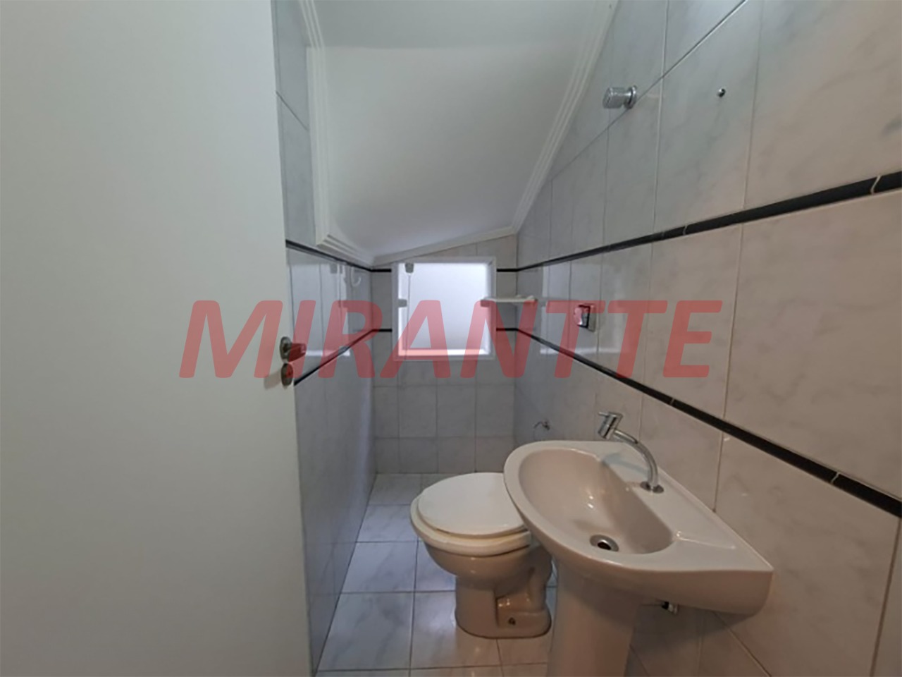 Sobrado de 160m² com 3 quartos em Jardim Paraiso
