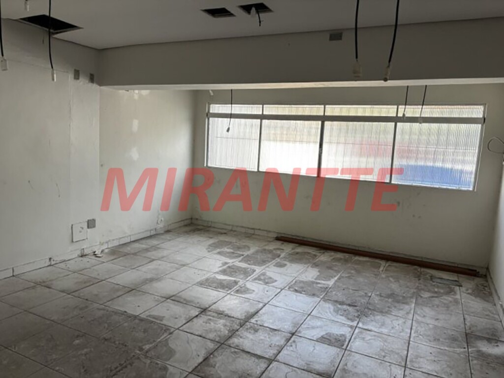 Terreno de 1313m² em Vila Monumento