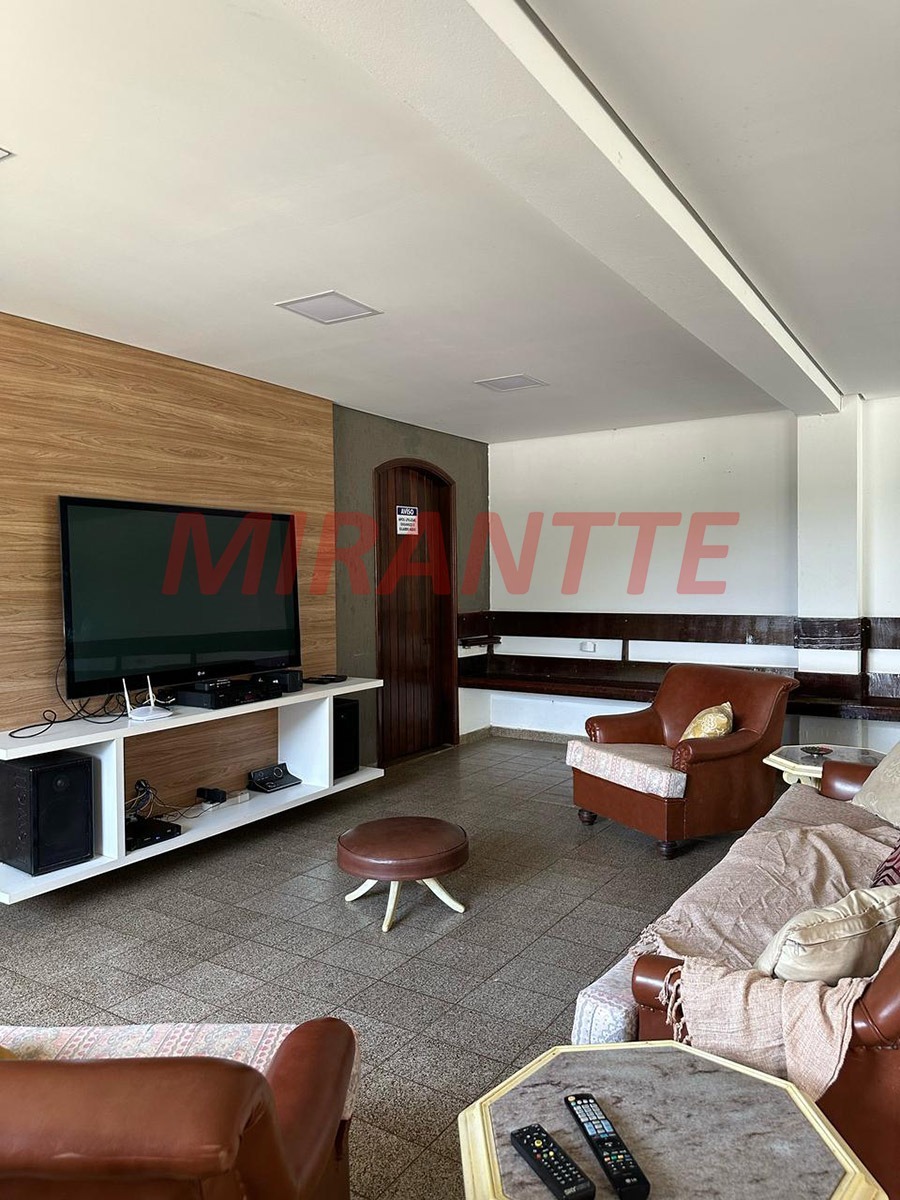 ChÁcara de 800m² com 5 quartos em Luiz Fagundes