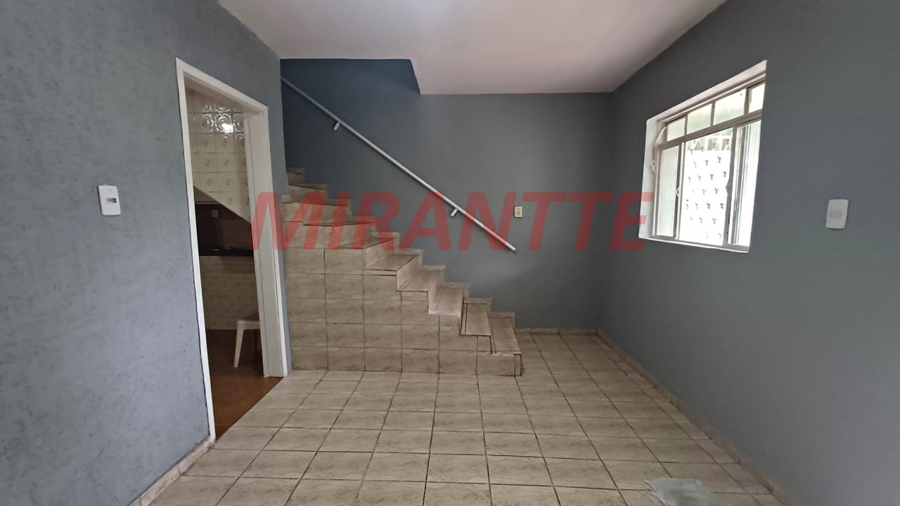 Sobrado de 150m² com 4 quartos em Parque Vitoria