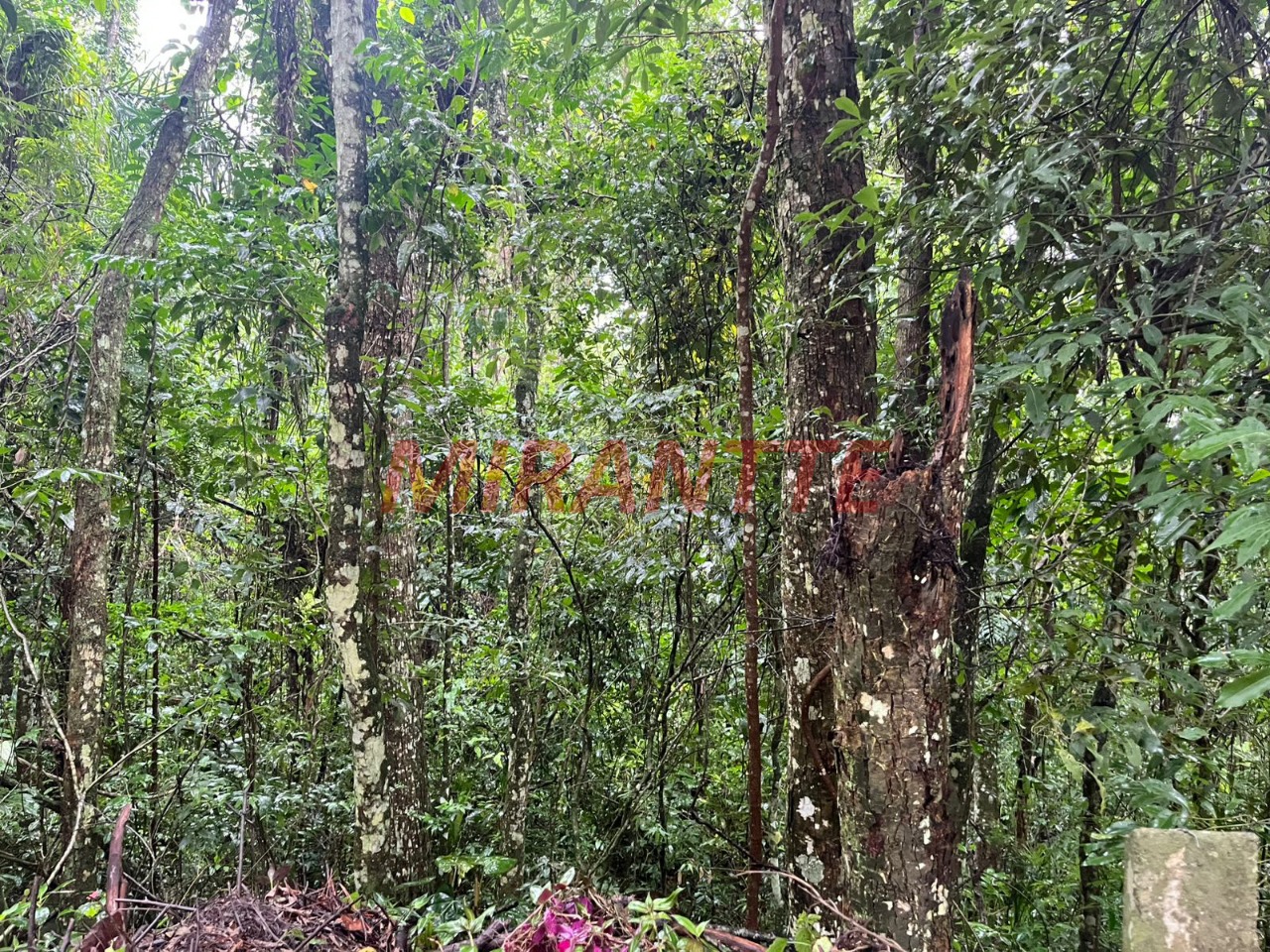 Terreno de m² em Serra da Cantareira