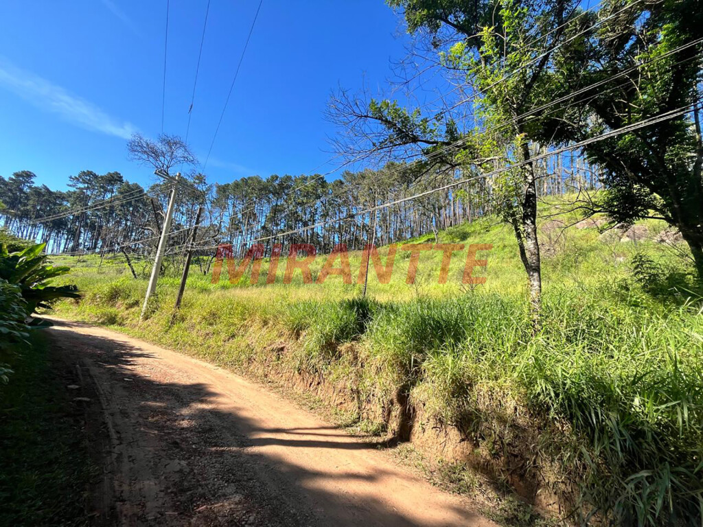 Terreno de 0m² em Apolinário