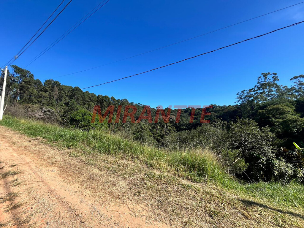 Terreno de 0m² em Apolinário