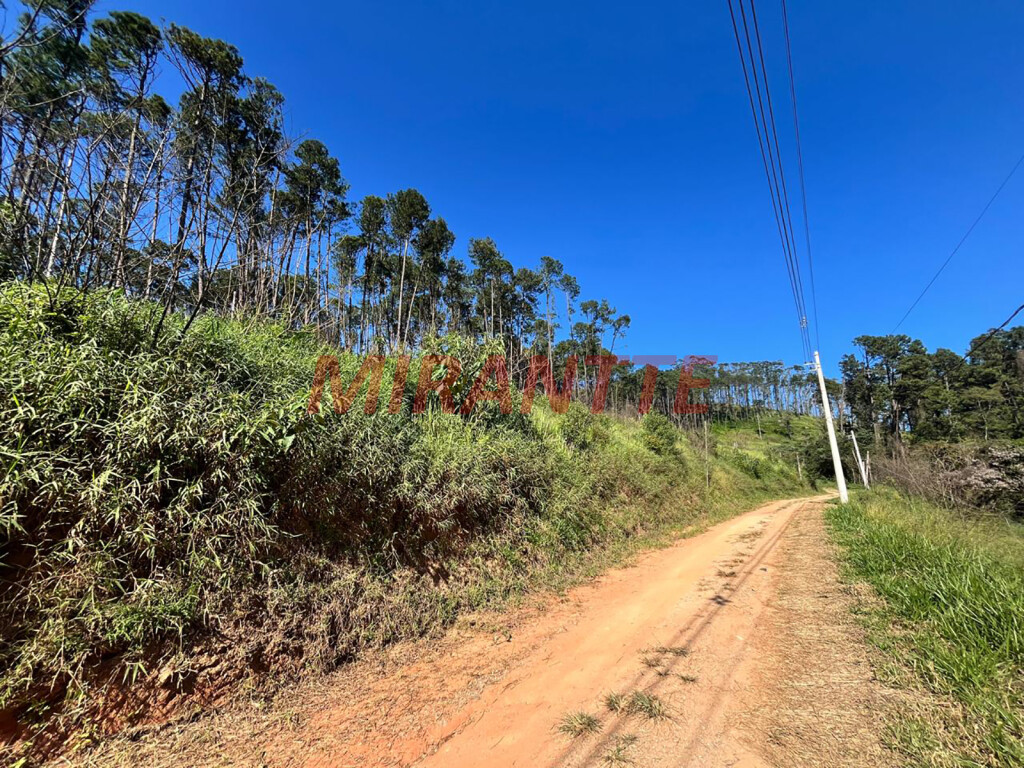 Terreno de 0m² em Apolinário