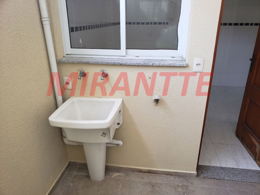 Cond. fechado de 114m² com 3 quartos em Parada Inglesa