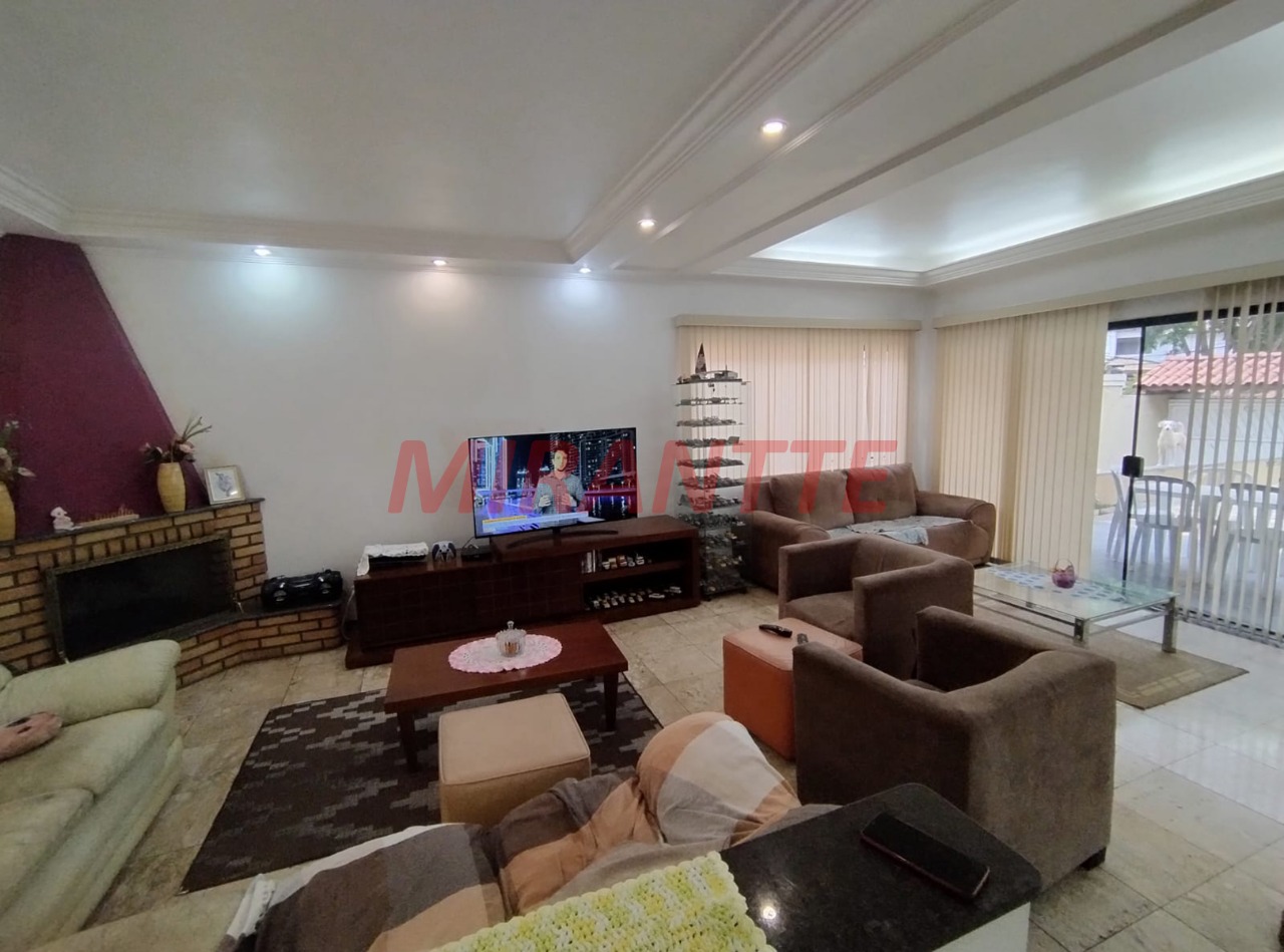 Sobrado de 229m² com 4 quartos em Lauzane Paulista