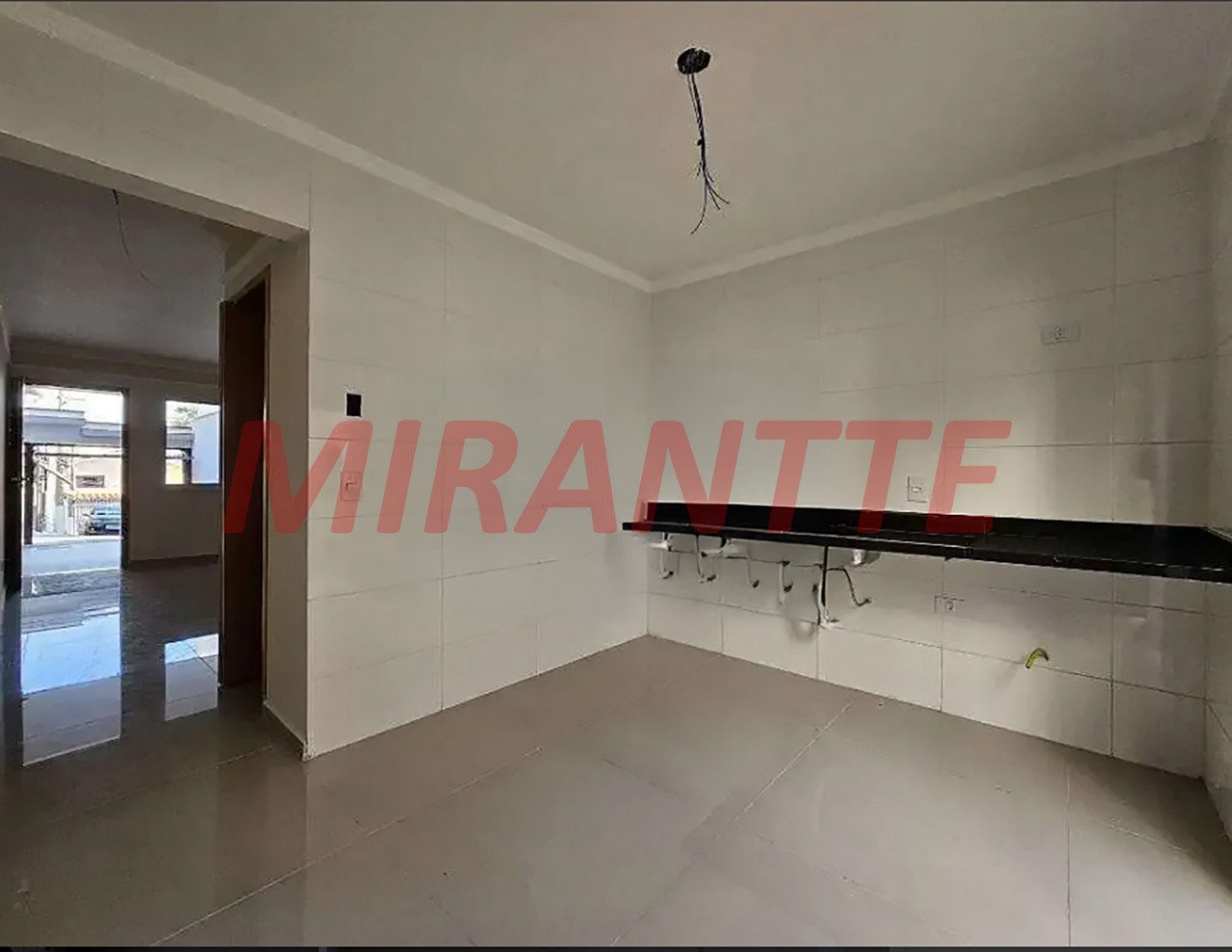 Sobrado de 100m² com 3 quartos em Água Fria