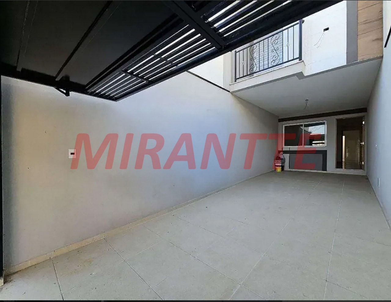 Sobrado de 100m² com 3 quartos em Água Fria