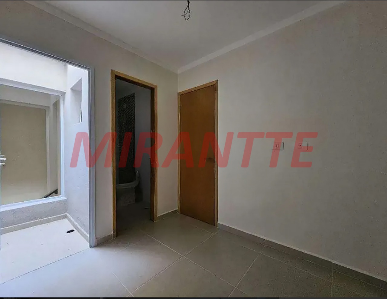 Sobrado de 100m² com 3 quartos em Água Fria