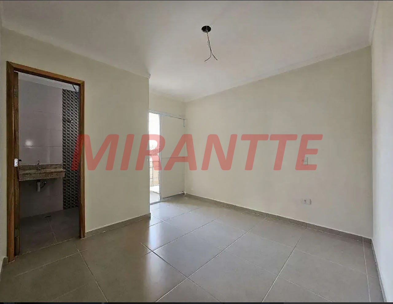 Sobrado de 100m² com 3 quartos em Água Fria