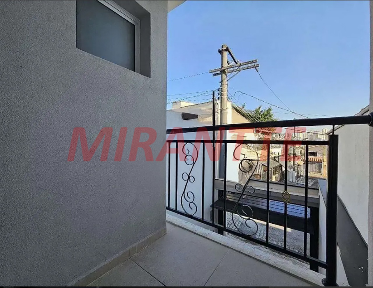 Sobrado de 100m² com 3 quartos em Água Fria