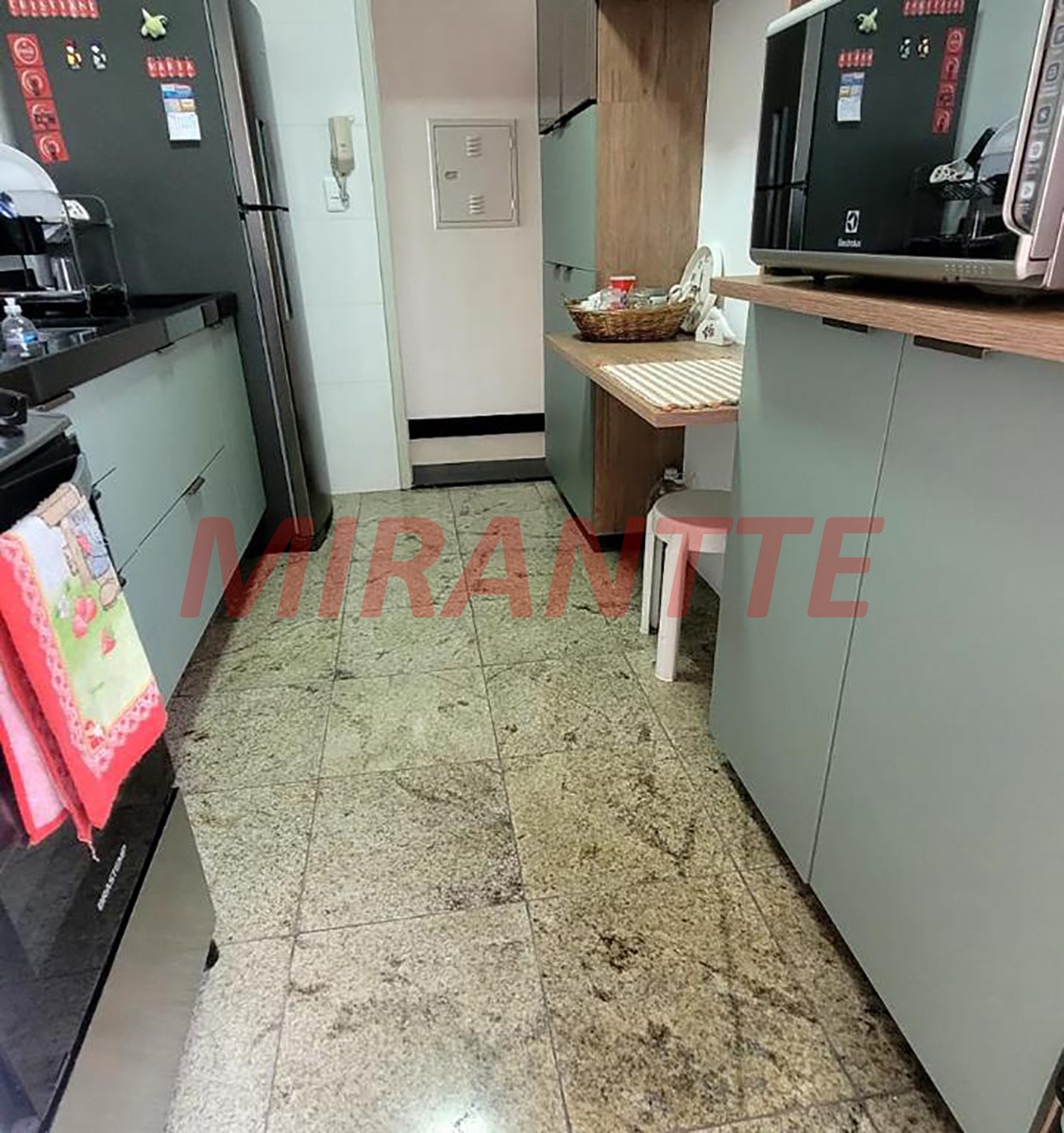 Apartamento de 73m² com 3 quartos em Água Fria