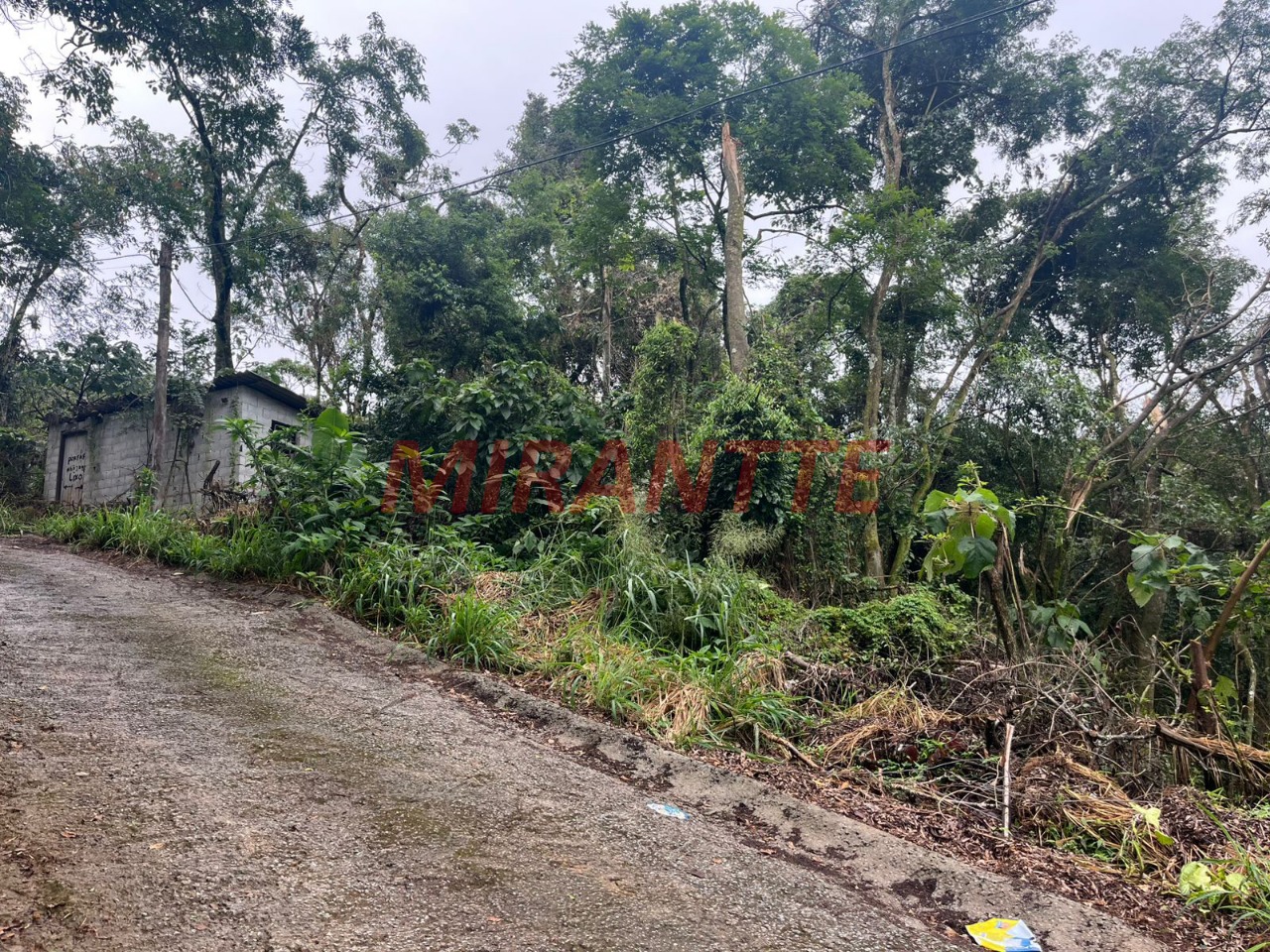 Terreno de m² em Roseira