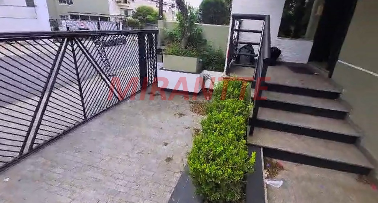 Comercial de 227m² em Água Fria