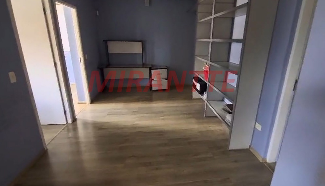 Comercial de 227m² em Água Fria