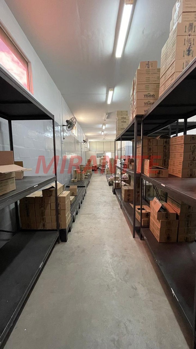 Galpao de 1410m² em Vila Amelia