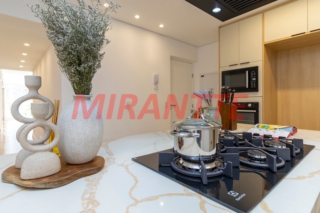Apartamento de 142.96m² com 2 quartos em Cerqueira César