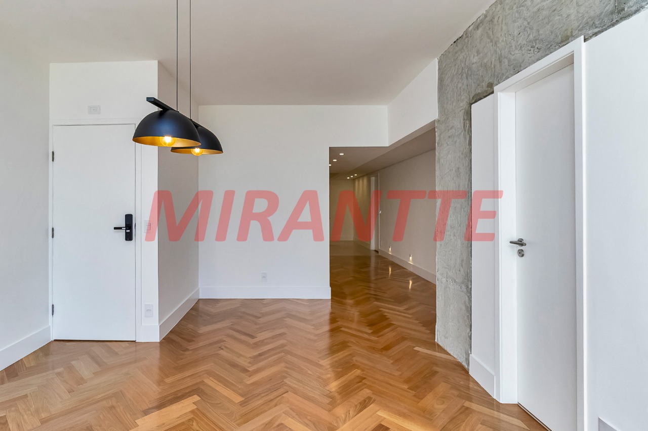 Apartamento de 142.96m² com 2 quartos em Cerqueira César