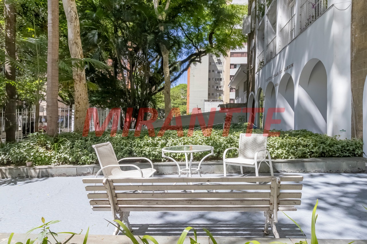 Apartamento de 142.96m² com 2 quartos em Cerqueira César
