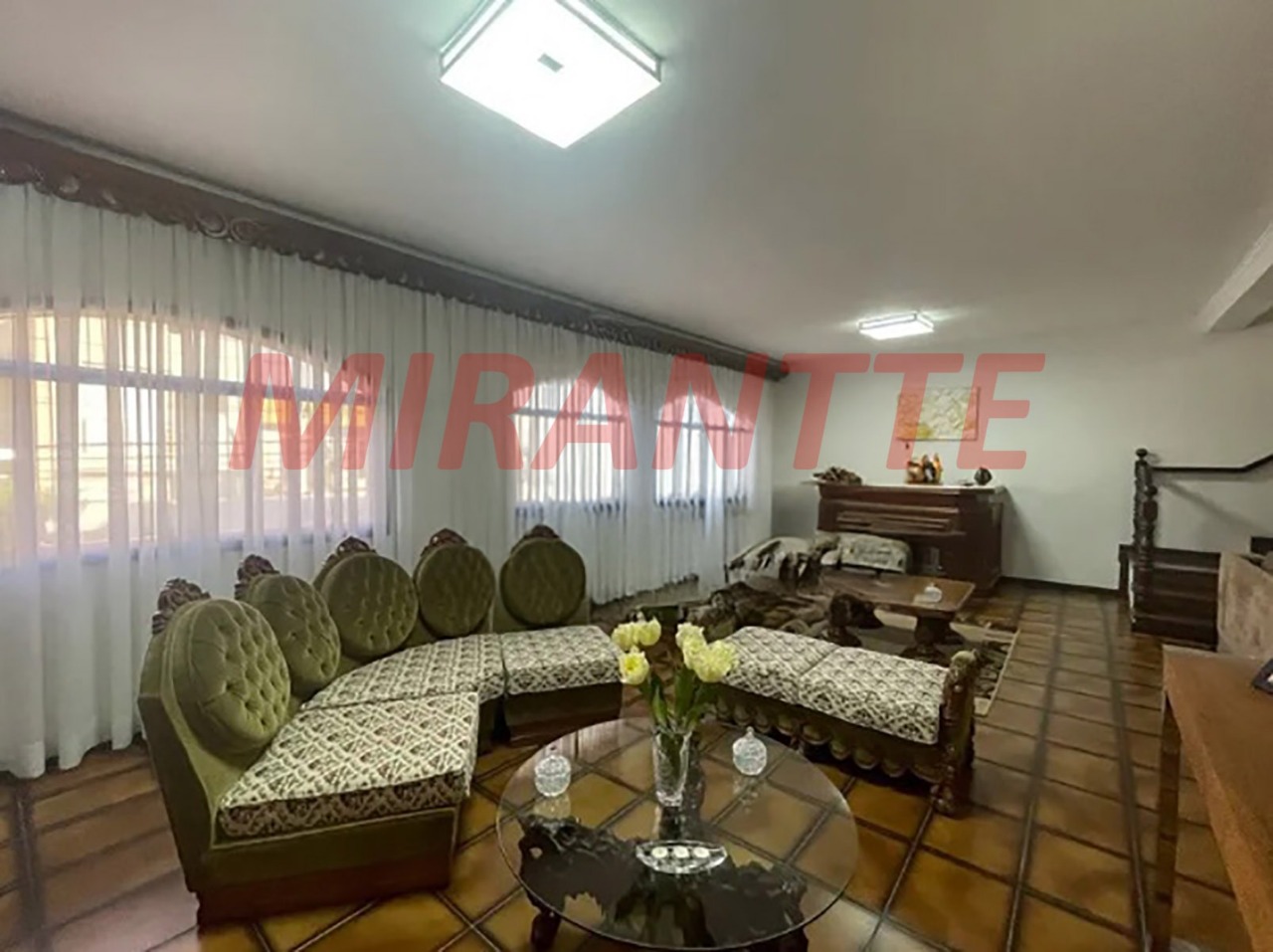 Sobrado de 482m² com 4 quartos em Jardim França