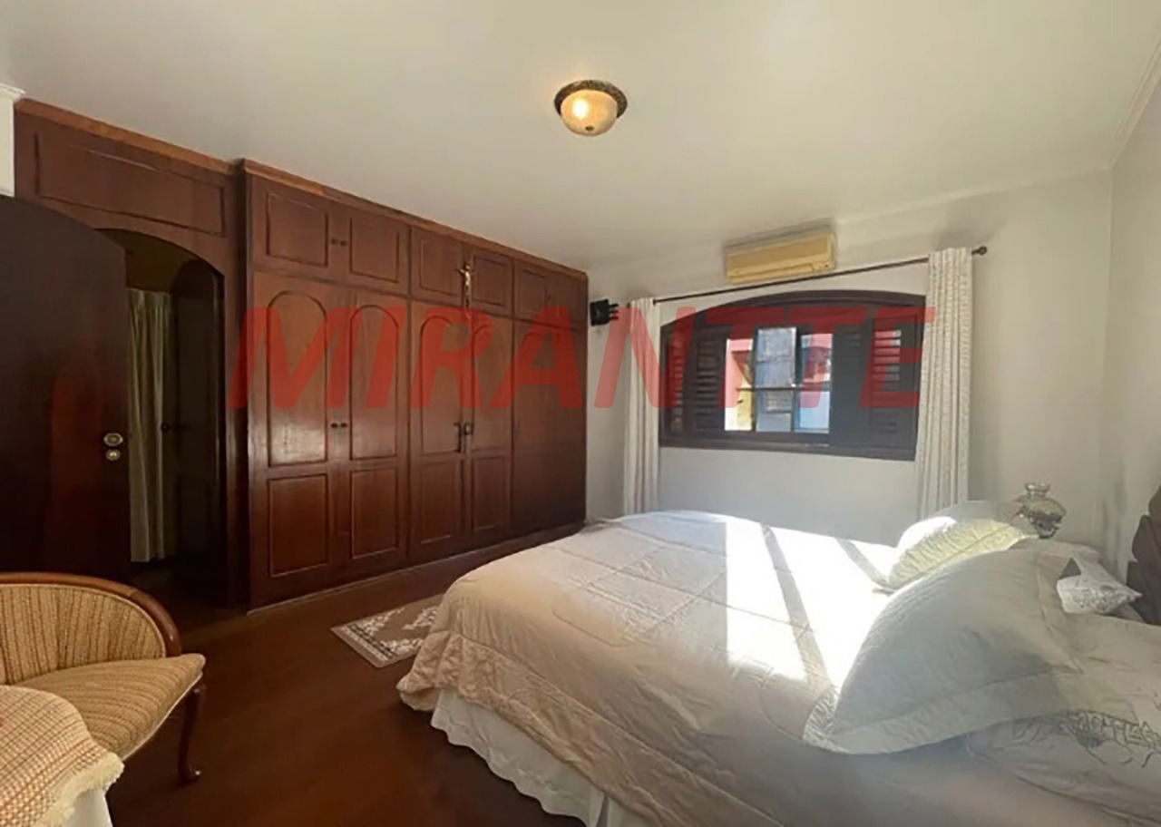 Sobrado de 482m² com 4 quartos em Jardim França