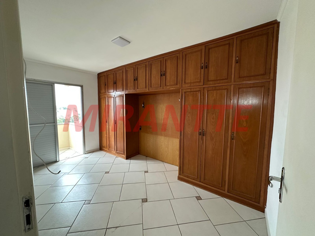 Apartamento de 74m² com 2 quartos em Vila Aurora (Zona Norte)