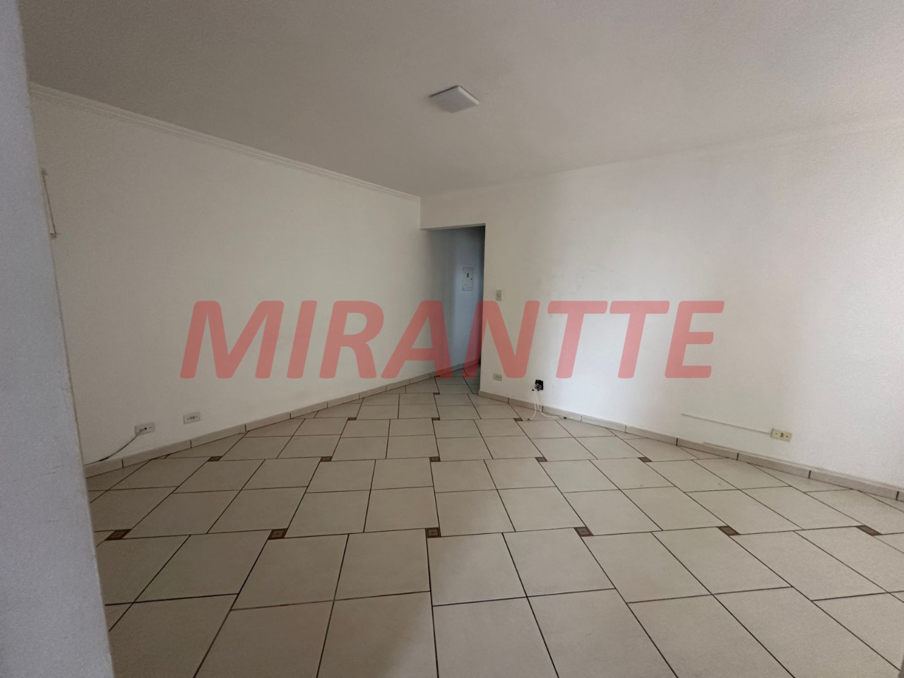 Apartamento de 74m² com 2 quartos em Vila Aurora (Zona Norte)