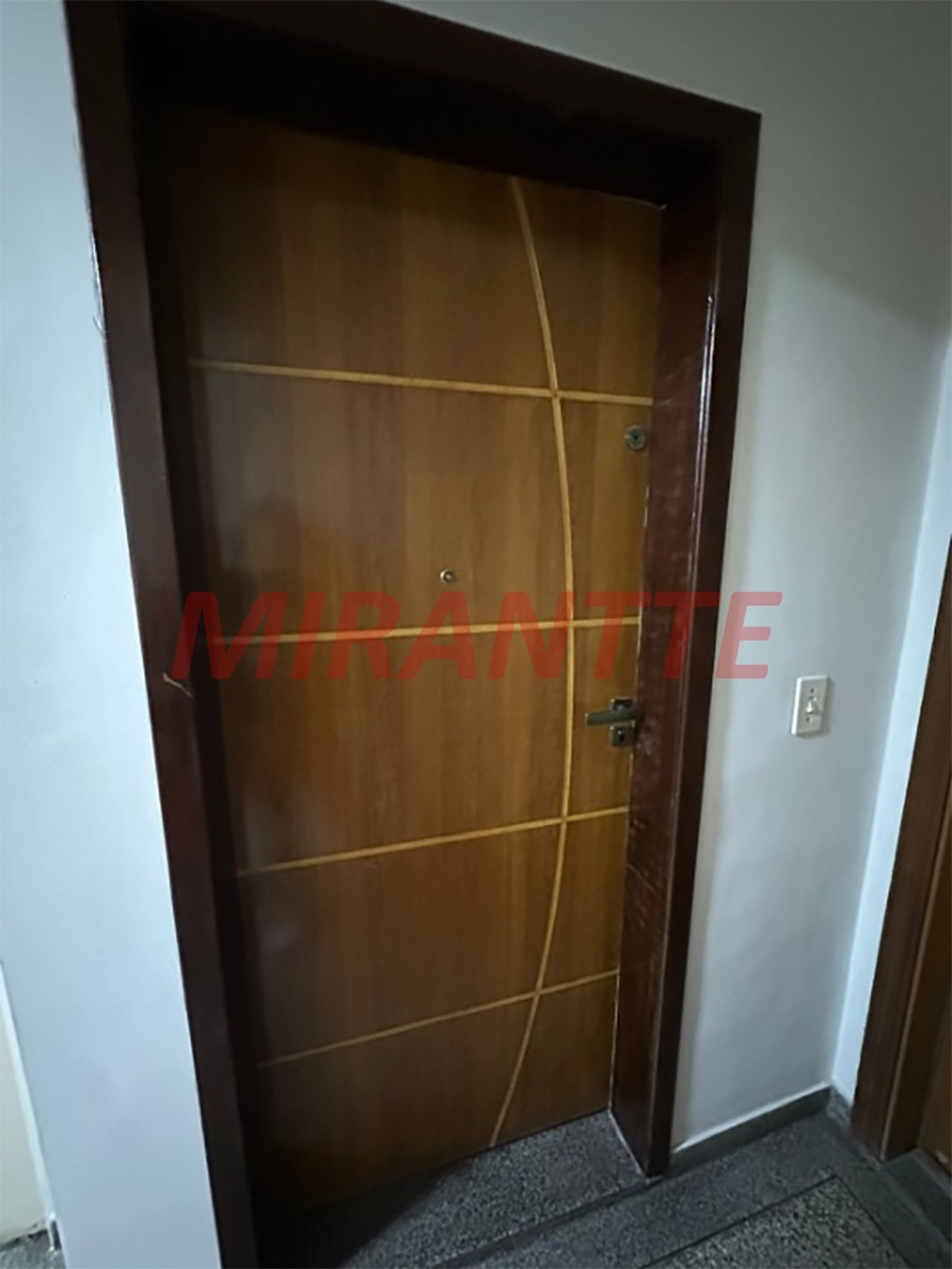 Apartamento de 74m² com 2 quartos em Vila Aurora (Zona Norte)