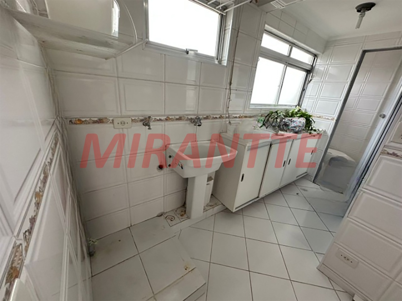 Apartamento de 74m² com 2 quartos em Vila Aurora (Zona Norte)