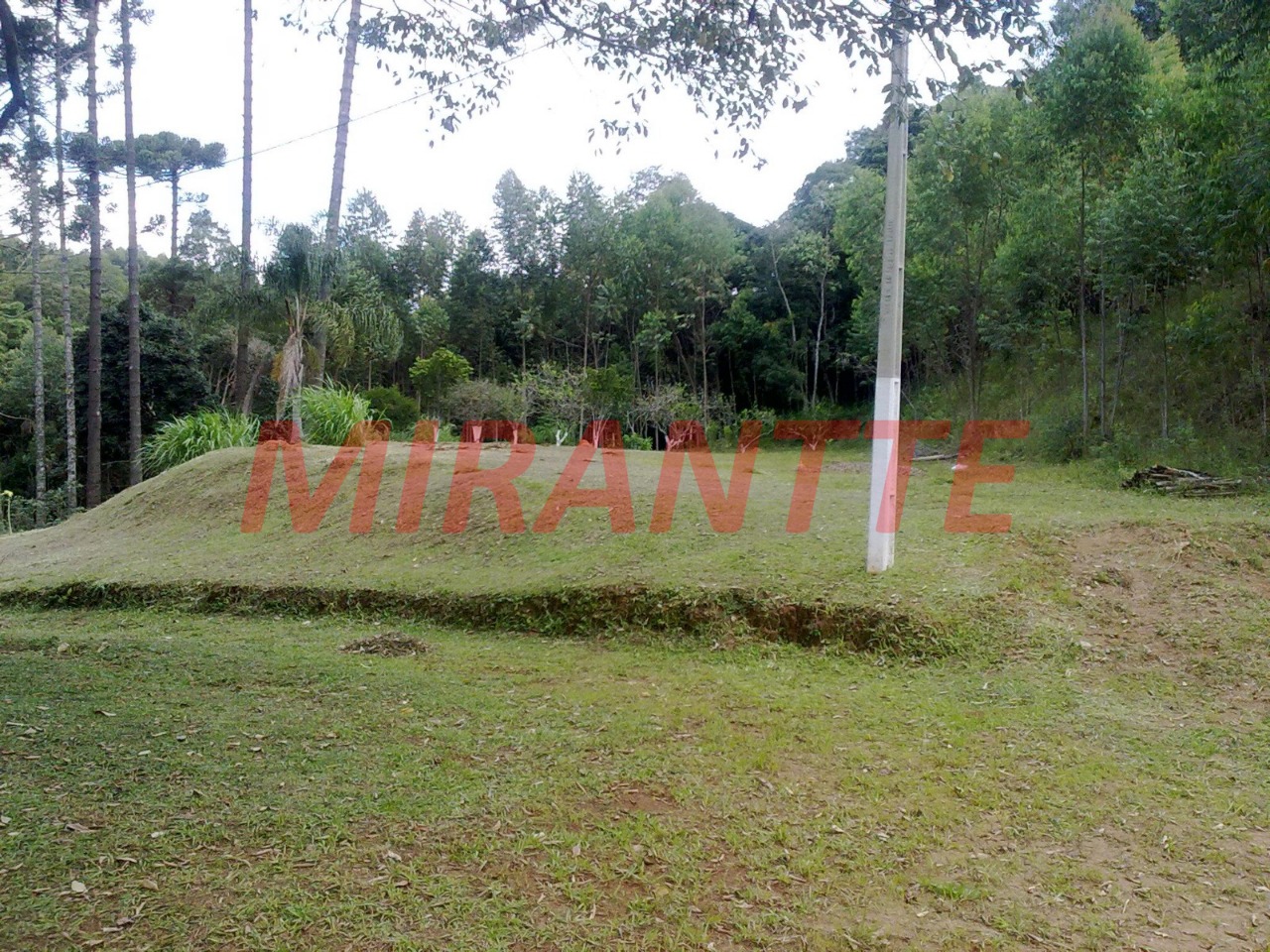 ChÁcara de 650m² com 5 quartos em Quatro Cantos