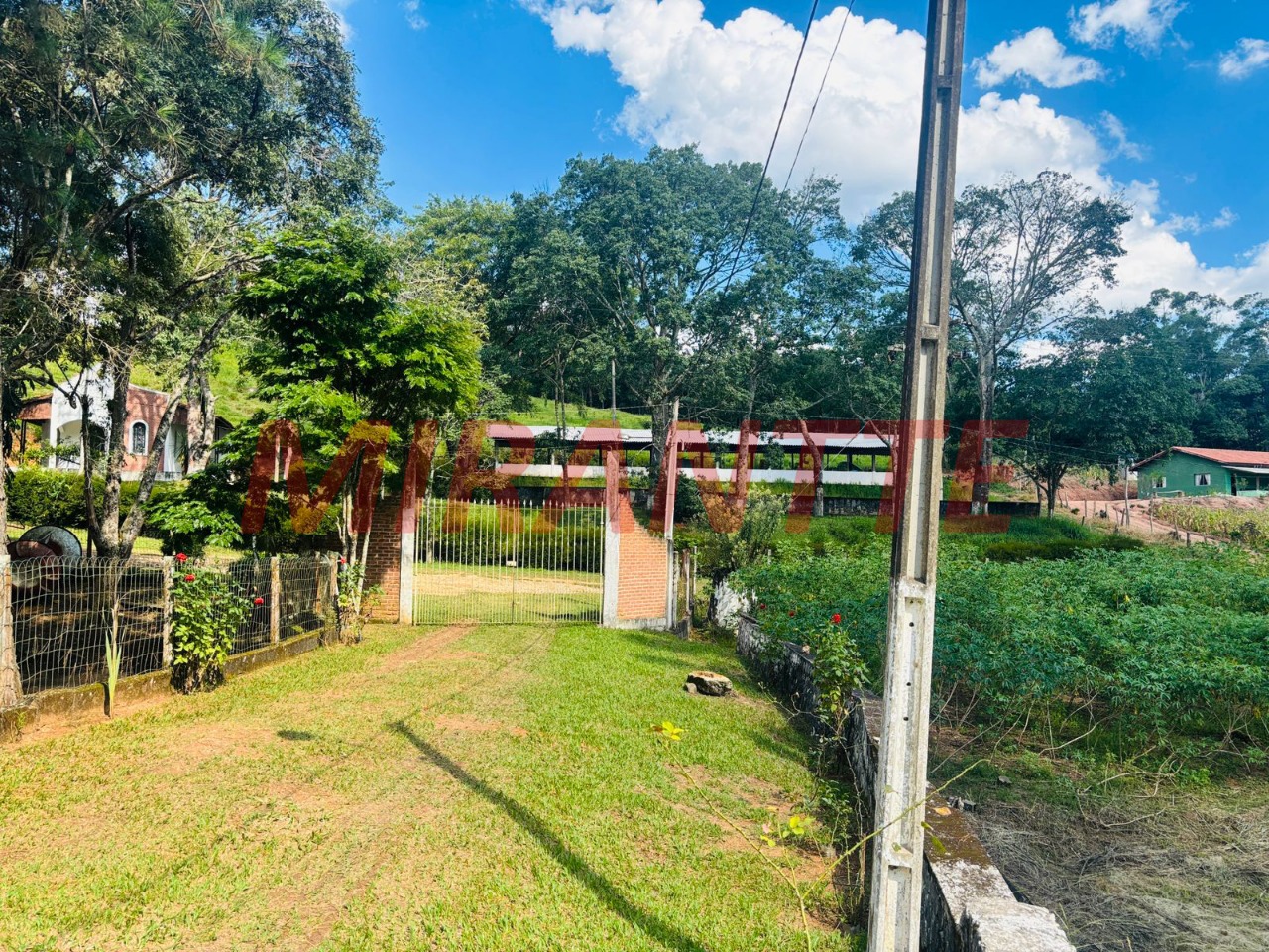 ChÁcara de 650m² com 5 quartos em Quatro Cantos