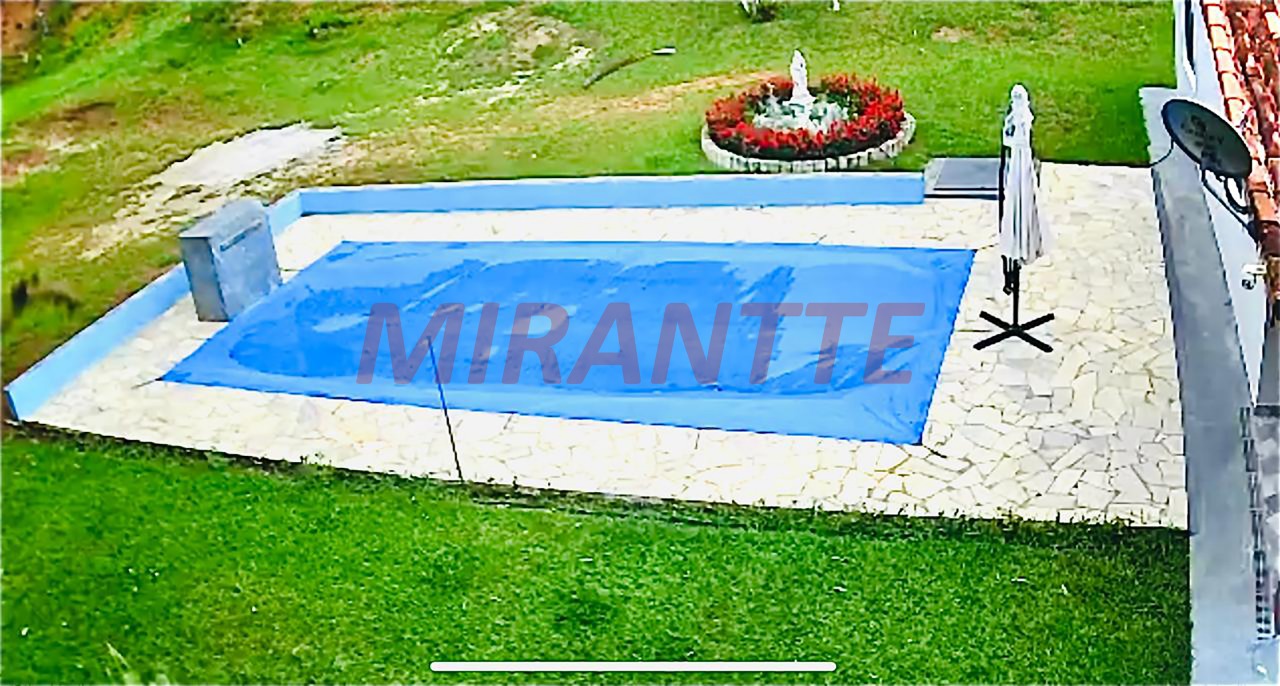 ChÁcara de 650m² com 5 quartos em Quatro Cantos