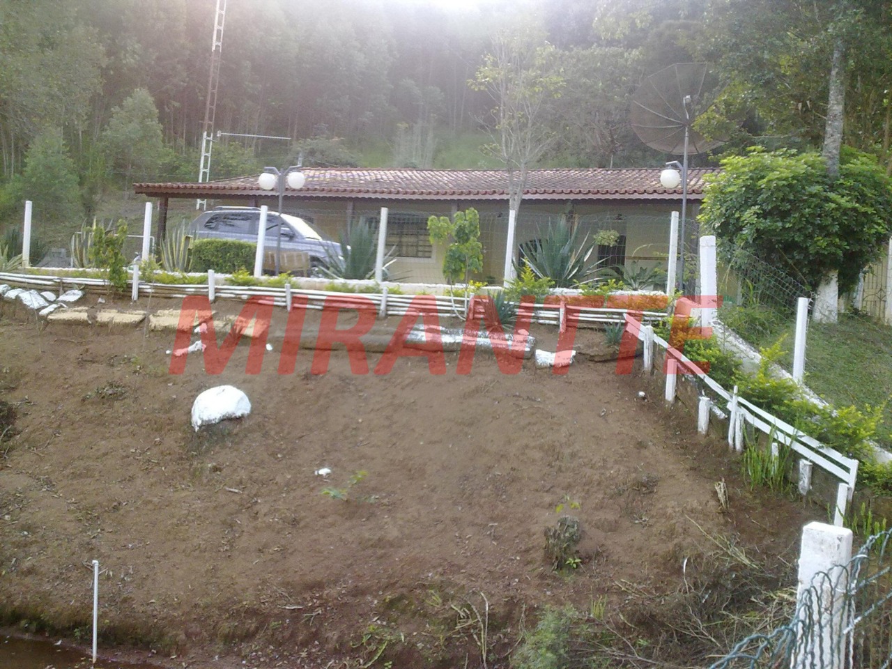 ChÁcara de 650m² com 5 quartos em Quatro Cantos
