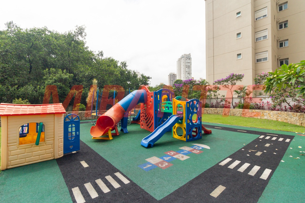 Apartamento de 420m² com 4 quartos em Santana