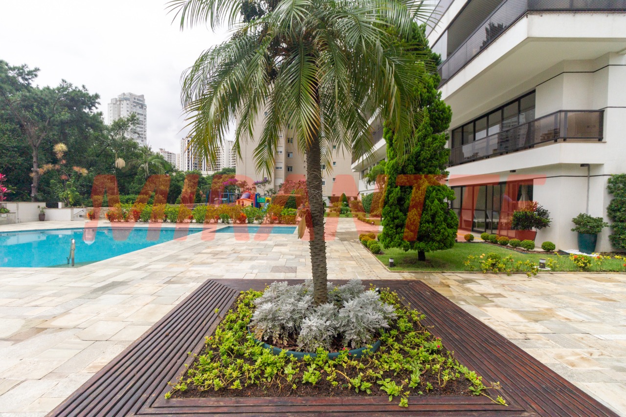 Apartamento de 420m² com 4 quartos em Santana