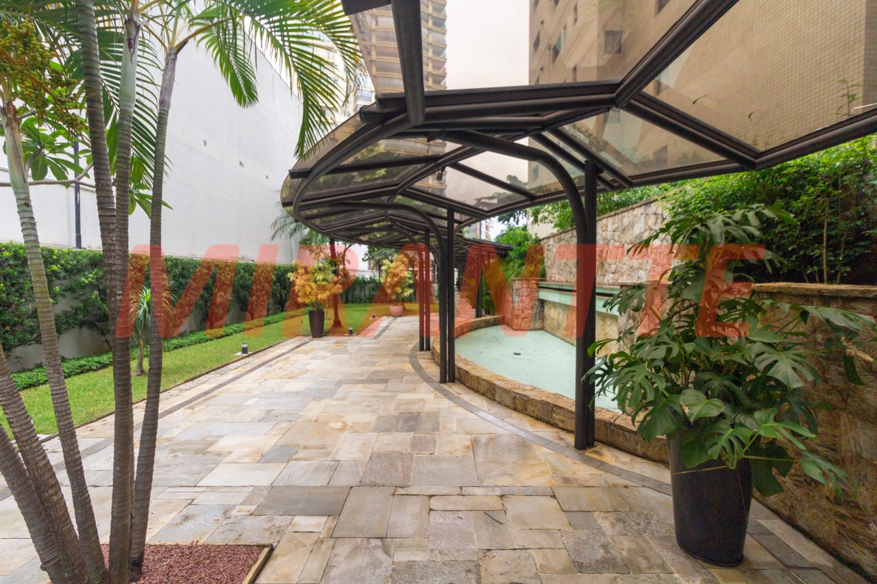 Apartamento de 420m² com 4 quartos em Santana
