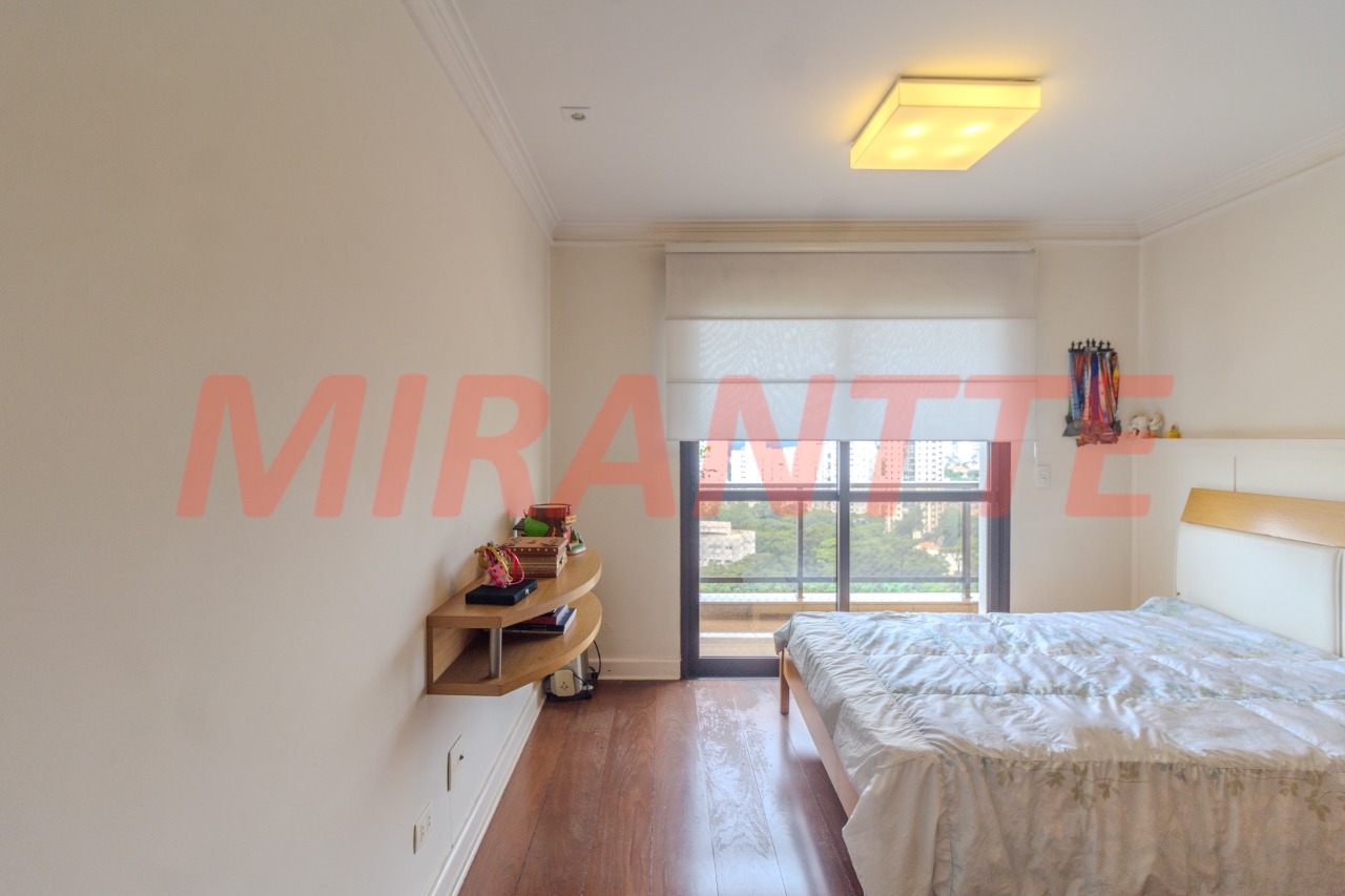 Apartamento de 420m² com 4 quartos em Santana