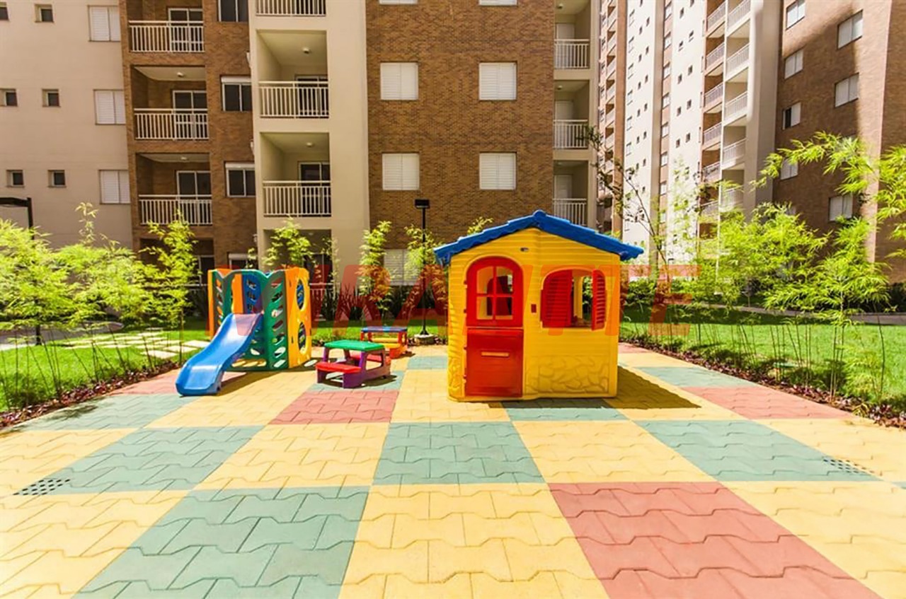 Apartamento de 58m² com 2 quartos em Jardim Flor da Montanha