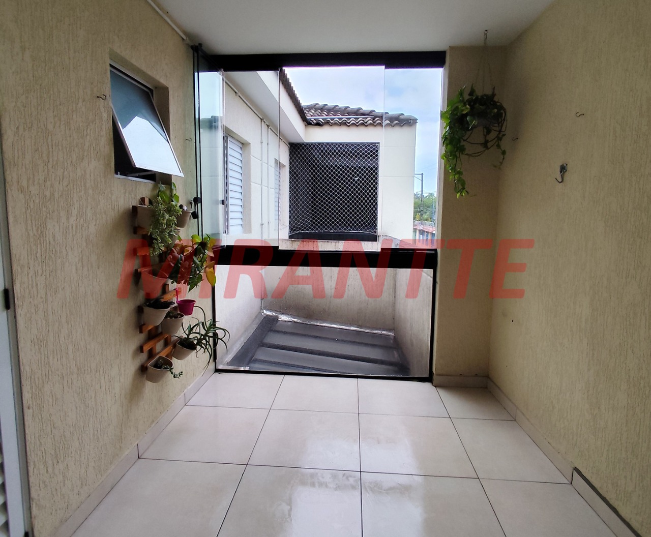 Apartamento de 42m² com 2 quartos em Jaçana