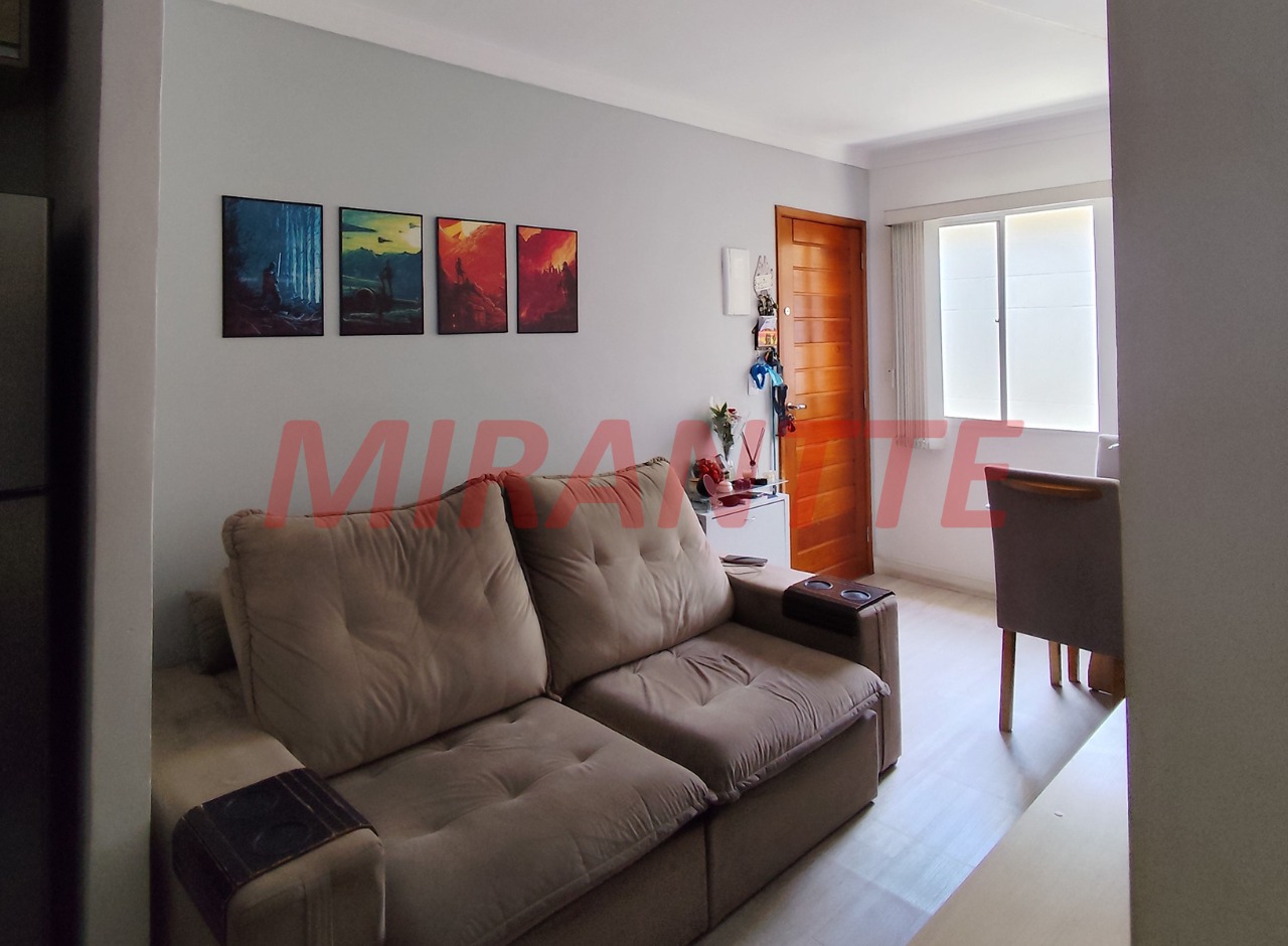 Apartamento de 42m² com 2 quartos em Jaçana
