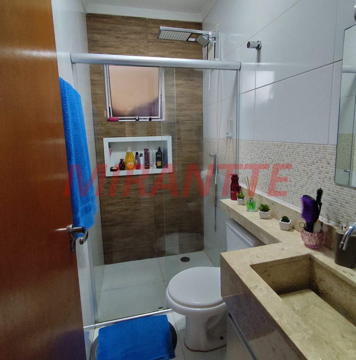 Apartamento de 42m² com 2 quartos em Jaçana