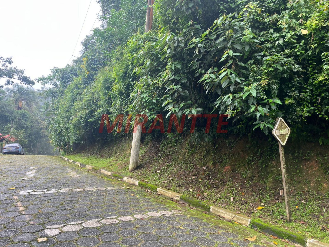 Terreno de m² em Roseira