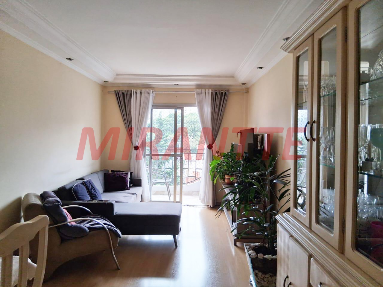 Apartamento de 96m² com 3 quartos em Água Fria