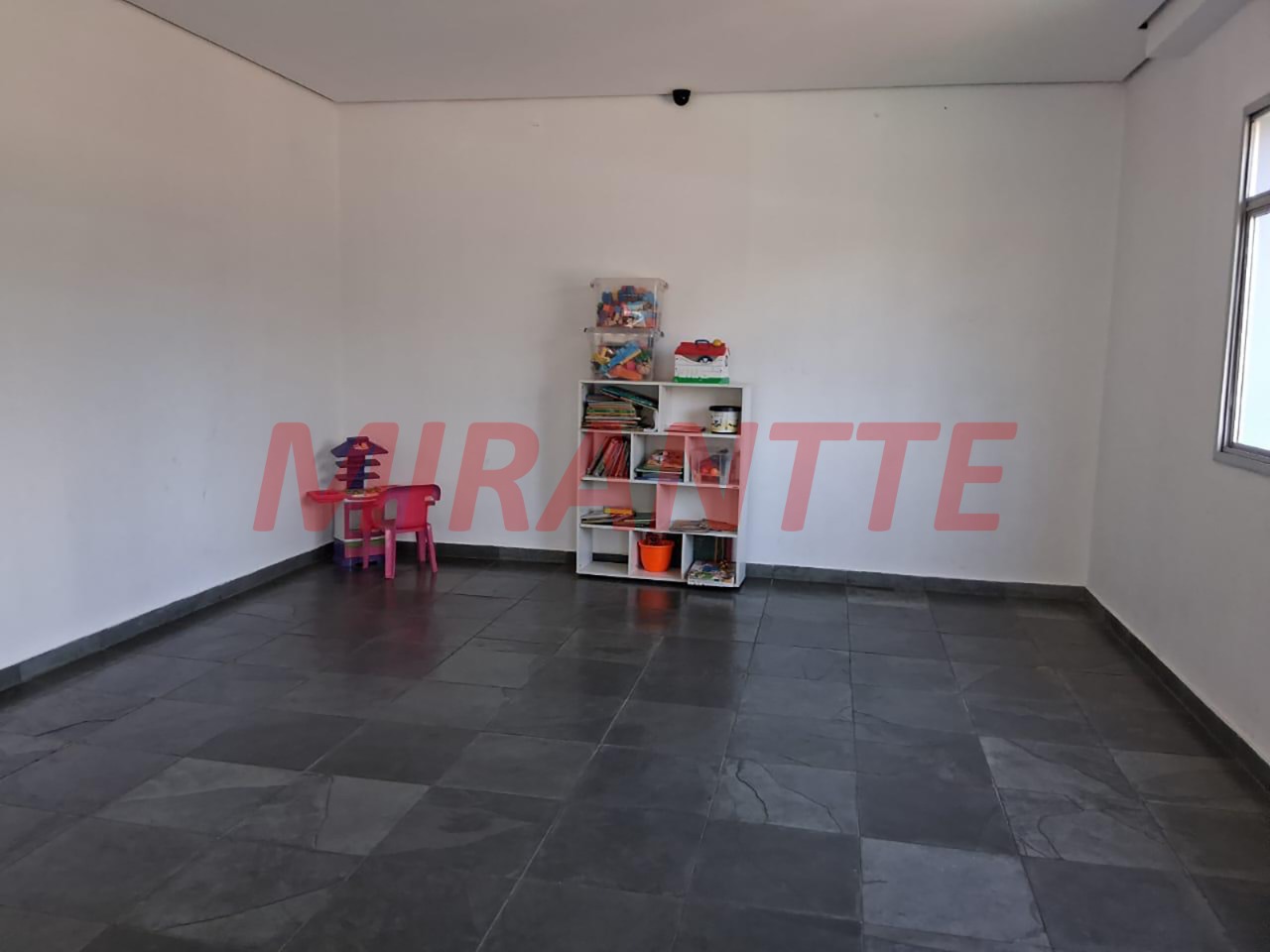 Apartamento de 96m² com 3 quartos em Água Fria