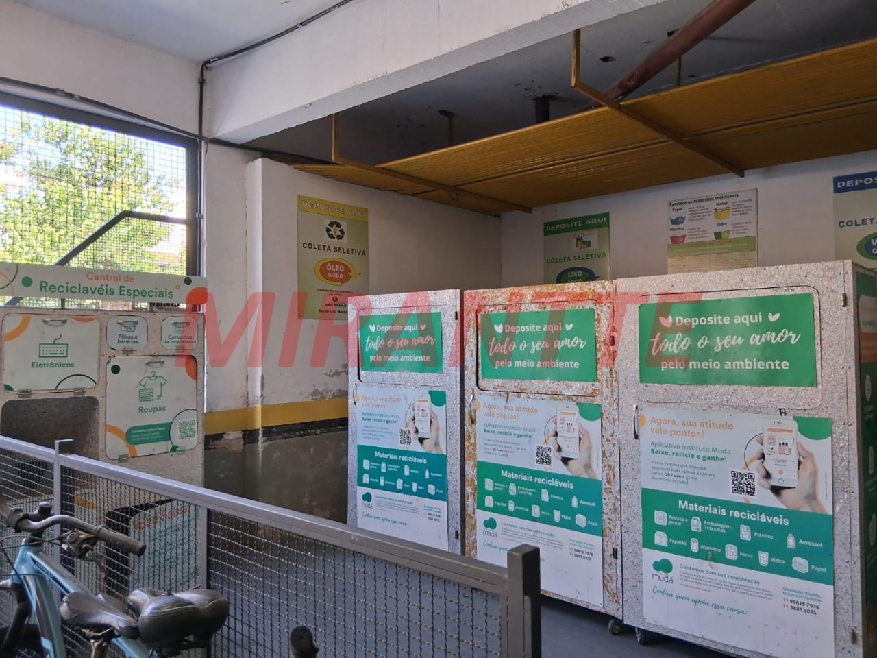 Apartamento de 96m² com 3 quartos em Água Fria