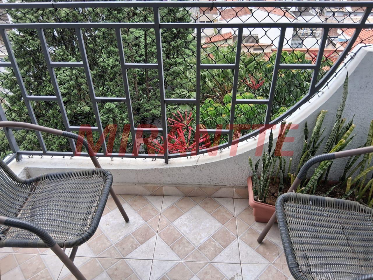 Apartamento de 96m² com 3 quartos em Água Fria