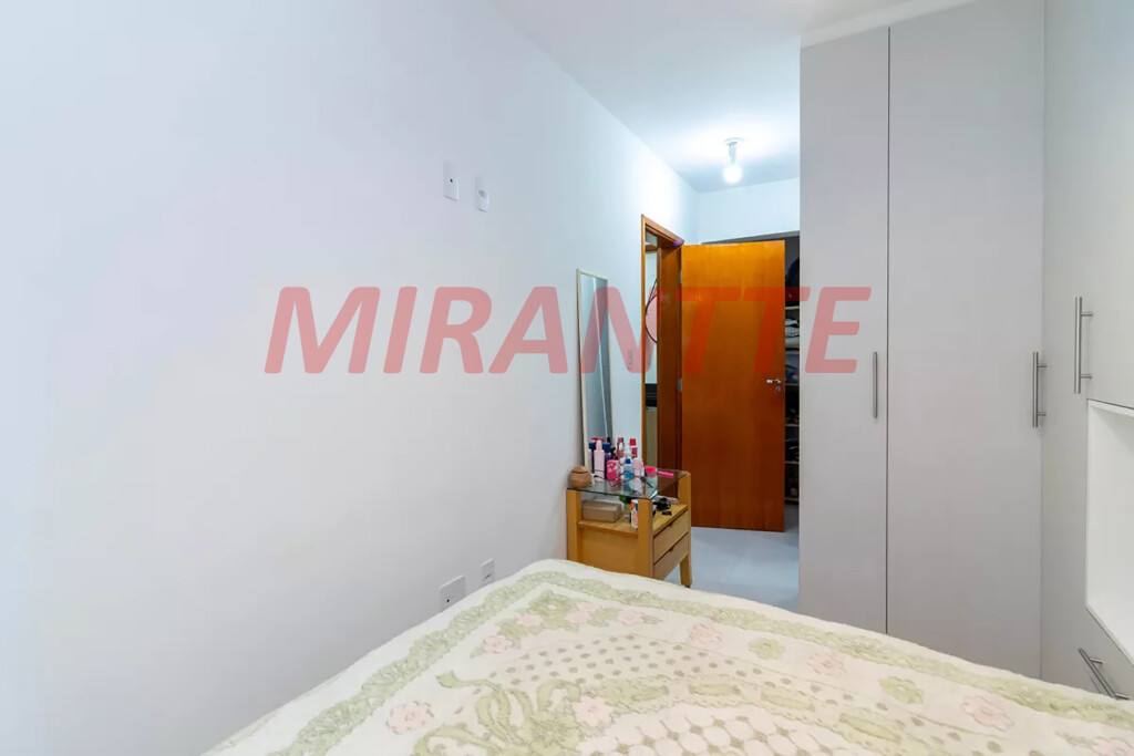 Apartamento de 52m² com 2 quartos em Água Fria